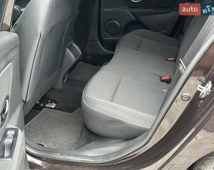 Коричневый Рено Меган, объемом двигателя 0 л и пробегом 170 тыс. км за 10800 $, фото 13 на Automoto.ua