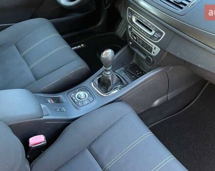 Коричневый Рено Меган, объемом двигателя 1.5 л и пробегом 202 тыс. км за 9400 $, фото 13 на Automoto.ua