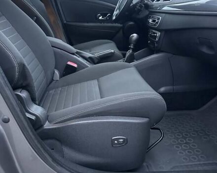 Коричневий Рено Меган, об'ємом двигуна 0 л та пробігом 235 тис. км за 8800 $, фото 41 на Automoto.ua