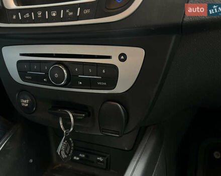 Коричневый Рено Меган, объемом двигателя 1.5 л и пробегом 230 тыс. км за 7900 $, фото 33 на Automoto.ua