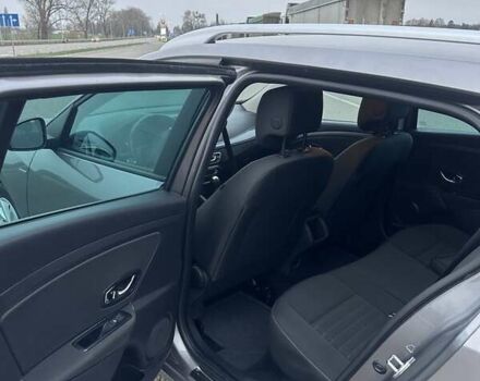 Коричневий Рено Меган, об'ємом двигуна 0 л та пробігом 235 тис. км за 8800 $, фото 55 на Automoto.ua