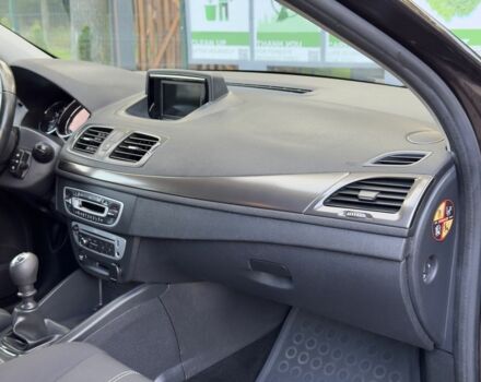 Коричневий Рено Меган, об'ємом двигуна 1.5 л та пробігом 230 тис. км за 9500 $, фото 15 на Automoto.ua