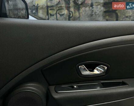 Коричневый Рено Меган, объемом двигателя 1.5 л и пробегом 230 тыс. км за 7900 $, фото 29 на Automoto.ua