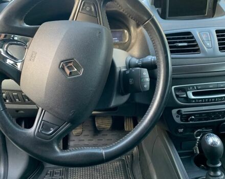 Коричневый Рено Меган, объемом двигателя 1.5 л и пробегом 240 тыс. км за 9100 $, фото 1 на Automoto.ua