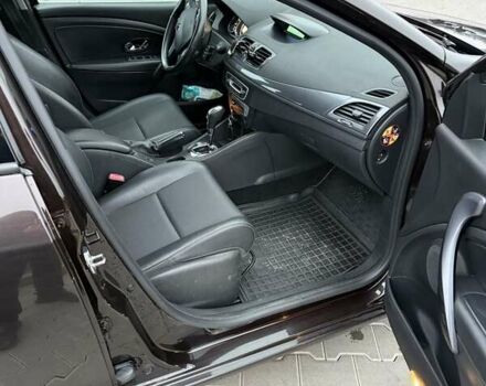 Коричневий Рено Меган, об'ємом двигуна 1.46 л та пробігом 129 тис. км за 9999 $, фото 10 на Automoto.ua