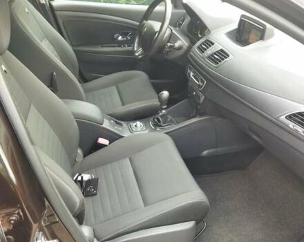 Коричневый Рено Меган, объемом двигателя 1.5 л и пробегом 223 тыс. км за 10700 $, фото 2 на Automoto.ua