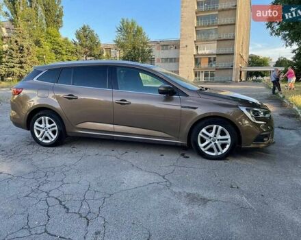 Коричневый Рено Меган, объемом двигателя 1.46 л и пробегом 194 тыс. км за 11250 $, фото 3 на Automoto.ua