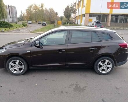 Коричневый Рено Меган, объемом двигателя 1.5 л и пробегом 164 тыс. км за 8750 $, фото 6 на Automoto.ua