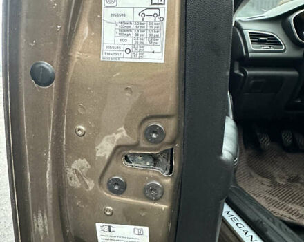 Коричневый Рено Меган, объемом двигателя 1.46 л и пробегом 246 тыс. км за 12199 $, фото 11 на Automoto.ua