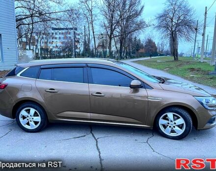 Коричневый Рено Меган, объемом двигателя 1.5 л и пробегом 227 тыс. км за 13000 $, фото 2 на Automoto.ua