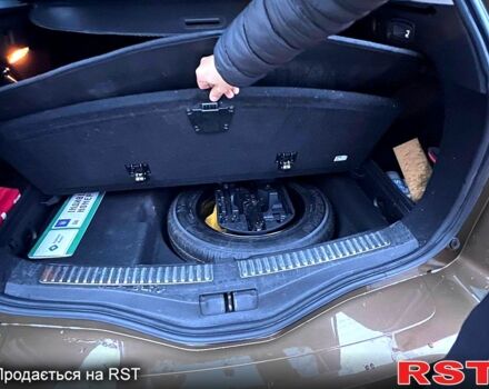 Коричневый Рено Меган, объемом двигателя 1.5 л и пробегом 227 тыс. км за 13000 $, фото 7 на Automoto.ua