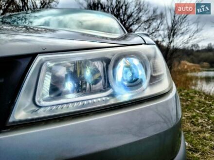 Рено Меган 2006 в Хороле на Automoto.ua Коричневый Рено Меган, объемом двигателя 1.6 л и пробегом 212 тыс. км за 5850 $, фото 1 на Automoto.ua