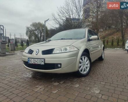 Коричневый Рено Меган, объемом двигателя 1.6 л и пробегом 224 тыс. км за 4800 $, фото 1 на Automoto.ua