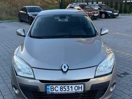 Коричневий Рено Меган, об'ємом двигуна 1.5 л та пробігом 271 тис. км за 6300 $, фото 1 на Automoto.ua