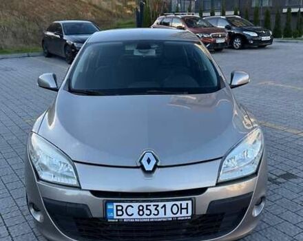 Рено Меган 2009 в Львове на Automoto.ua Коричневый Рено Меган, объемом двигателя 1.5 л и пробегом 271 тыс. км за 6300 $, фото 1 на Automoto.ua