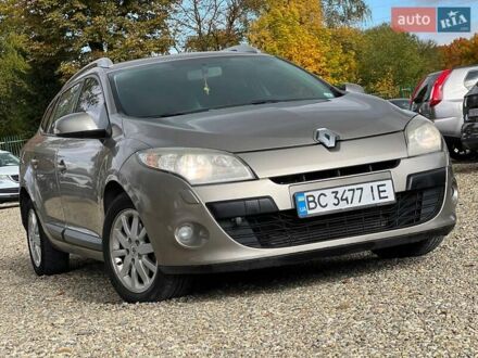 Рено Меган 2009 у Стрые на Automoto.ua Коричневий Рено Меган, об'ємом двигуна 1.46 л та пробігом 270 тис. км за 5550 $, фото 1 на Automoto.ua