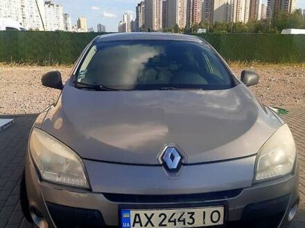 Коричневый Рено Меган, объемом двигателя 1.6 л и пробегом 296 тыс. км за 4800 $, фото 1 на Automoto.ua