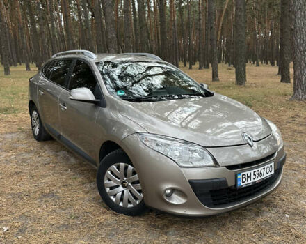 Коричневый Рено Меган, объемом двигателя 1.46 л и пробегом 280 тыс. км за 6500 $, фото 1 на Automoto.ua