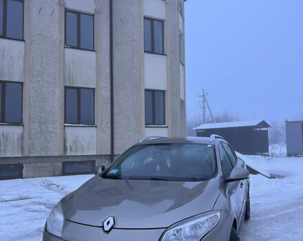 Коричневий Рено Меган, об'ємом двигуна 1.46 л та пробігом 330 тис. км за 5800 $, фото 1 на Automoto.ua