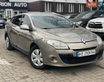 Коричневий Рено Меган, об'ємом двигуна 1.5 л та пробігом 210 тис. км за 6200 $, фото 1 на Automoto.ua