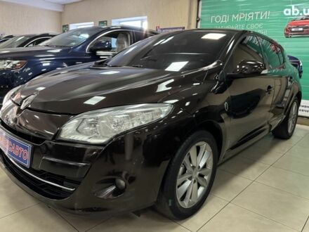 Рено Меган 2011 в Кропивницком (Кировограде) на Automoto.ua Коричневый Рено Меган, объемом двигателя 0 л и пробегом 270 тыс. км за 6500 $, фото 1 на Automoto.ua