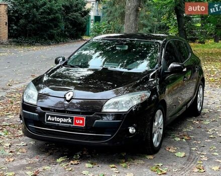 Коричневий Рено Меган, об'ємом двигуна 2 л та пробігом 203 тис. км за 7990 $, фото 1 на Automoto.ua