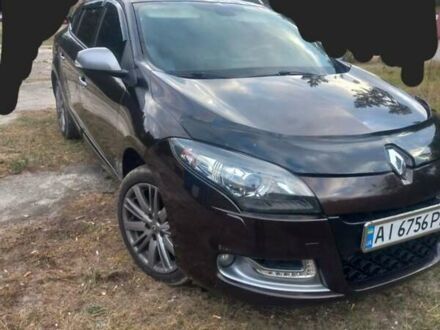Рено Меган 2012 в Василькове на Automoto.ua Коричневый Рено Меган, объемом двигателя 1.5 л и пробегом 315 тыс. км за 8500 $, фото 1 на Automoto.ua