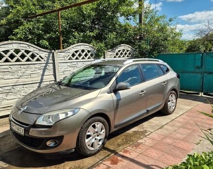 Коричневий Рено Меган, об'ємом двигуна 1.46 л та пробігом 266 тис. км за 6700 $, фото 1 на Automoto.ua