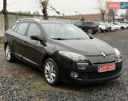 Коричневый Рено Меган, объемом двигателя 1.5 л и пробегом 233 тыс. км за 7800 $, фото 1 на Automoto.ua