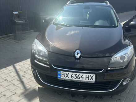 Коричневый Рено Меган, объемом двигателя 1.46 л и пробегом 295 тыс. км за 8300 $, фото 1 на Automoto.ua