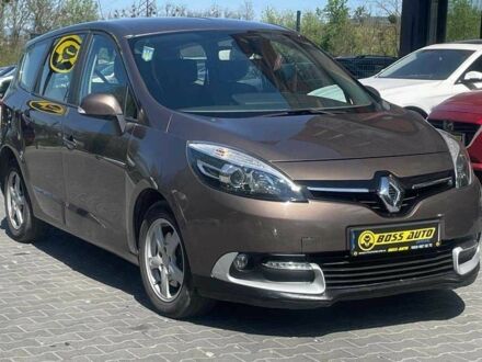 Рено Меган 2013 у Чернівцях на Automoto.ua Коричневий Рено Меган, об'ємом двигуна 1.5 л та пробігом 225 тис. км за 9600 $, фото 1 на Automoto.ua