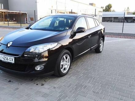 Рено Меган 2013 у Житомирі на Automoto.ua Коричневий Рено Меган, об'ємом двигуна 1.5 л та пробігом 214 тис. км за 7900 $, фото 1 на Automoto.ua