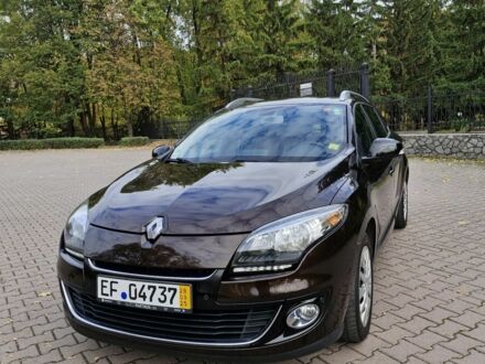 Рено Меган 2013 в Миргороде на Automoto.ua Коричневый Рено Меган, объемом двигателя 0 л и пробегом 215 тыс. км за 8450 $, фото 1 на Automoto.ua