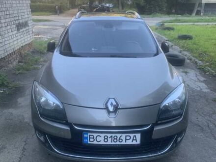 Коричневый Рено Меган, объемом двигателя 1.46 л и пробегом 233 тыс. км за 7700 $, фото 1 на Automoto.ua