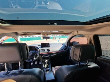 Рено Меган 2013 в Петропавлівська Борщагівка на Automoto.ua Коричневый Рено Меган, объемом двигателя 1.5 л и пробегом 350 тыс. км за 6000 $, фото 1 на Automoto.ua