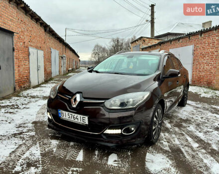 Коричневый Рено Меган, объемом двигателя 1.6 л и пробегом 210 тыс. км за 7700 $, фото 1 на Automoto.ua