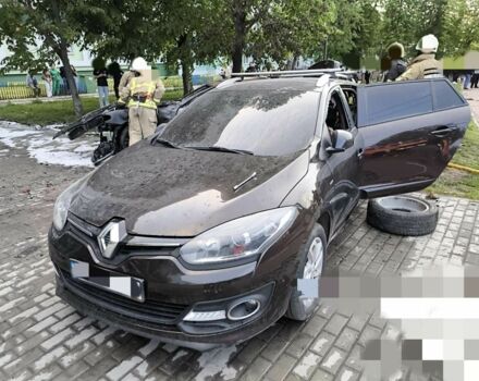 Коричневый Рено Меган, объемом двигателя 0 л и пробегом 200 тыс. км за 4100 $, фото 1 на Automoto.ua