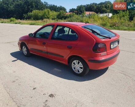 Красный Рено Меган, объемом двигателя 1.6 л и пробегом 300 тыс. км за 1850 $, фото 1 на Automoto.ua