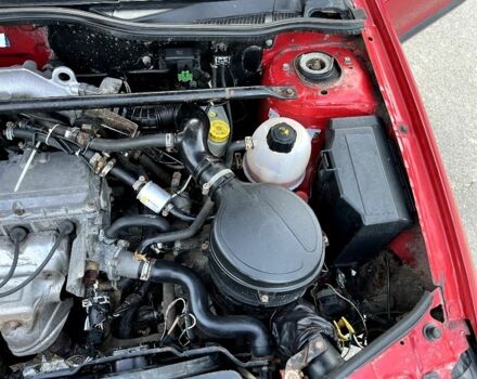 Красный Рено Меган, объемом двигателя 1.4 л и пробегом 300 тыс. км за 1299 $, фото 19 на Automoto.ua