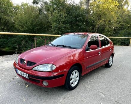 Красный Рено Меган, объемом двигателя 1.4 л и пробегом 300 тыс. км за 1299 $, фото 1 на Automoto.ua