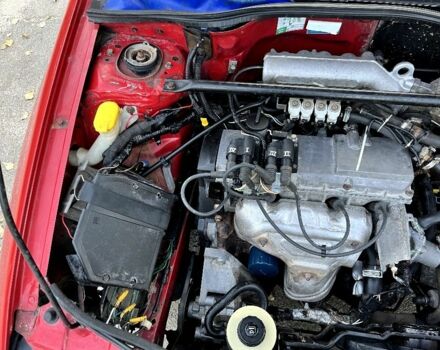 Красный Рено Меган, объемом двигателя 1.4 л и пробегом 300 тыс. км за 1299 $, фото 17 на Automoto.ua