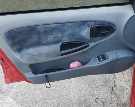 Красный Рено Меган, объемом двигателя 1.4 л и пробегом 300 тыс. км за 1299 $, фото 8 на Automoto.ua