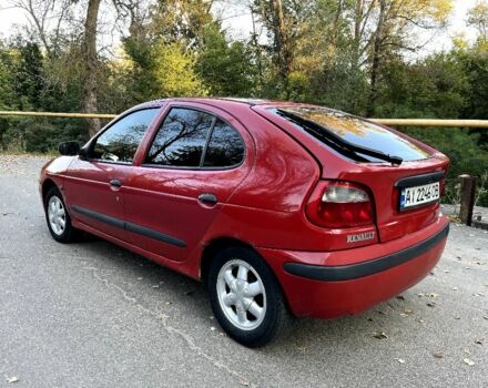 Красный Рено Меган, объемом двигателя 1.4 л и пробегом 300 тыс. км за 1299 $, фото 3 на Automoto.ua