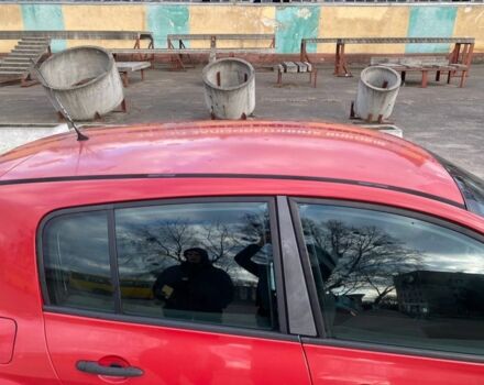 Красный Рено Меган, объемом двигателя 1.4 л и пробегом 287 тыс. км за 2500 $, фото 5 на Automoto.ua