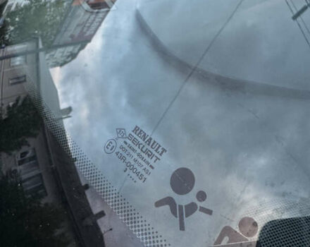 Красный Рено Меган, объемом двигателя 1.6 л и пробегом 160 тыс. км за 3350 $, фото 17 на Automoto.ua