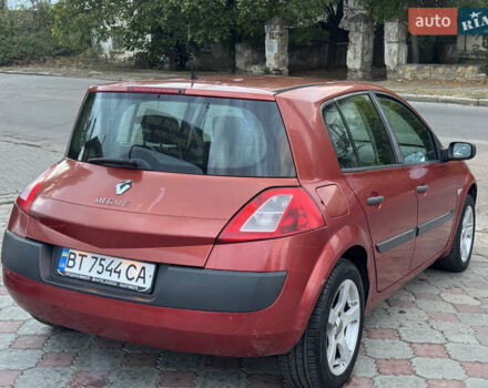 Красный Рено Меган, объемом двигателя 1.6 л и пробегом 160 тыс. км за 3350 $, фото 3 на Automoto.ua