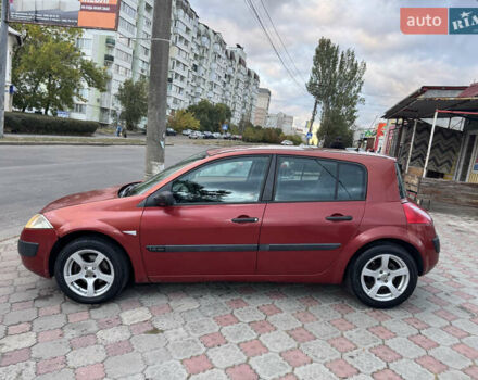 Красный Рено Меган, объемом двигателя 1.6 л и пробегом 160 тыс. км за 3350 $, фото 7 на Automoto.ua