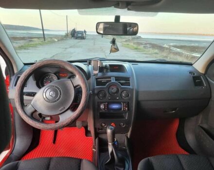 Червоний Рено Меган, об'ємом двигуна 1.4 л та пробігом 240 тис. км за 3200 $, фото 6 на Automoto.ua