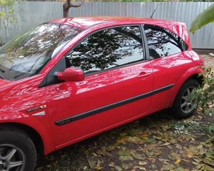 Красный Рено Меган, объемом двигателя 1.6 л и пробегом 308 тыс. км за 3700 $, фото 2 на Automoto.ua