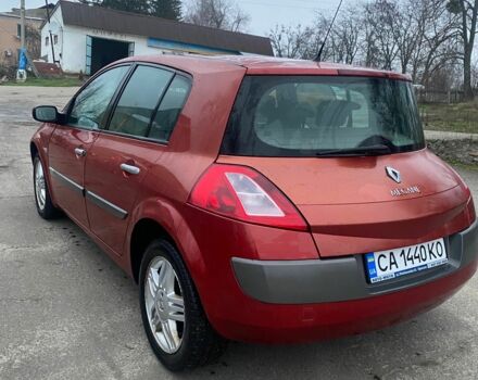Красный Рено Меган, объемом двигателя 1.6 л и пробегом 270 тыс. км за 2800 $, фото 4 на Automoto.ua